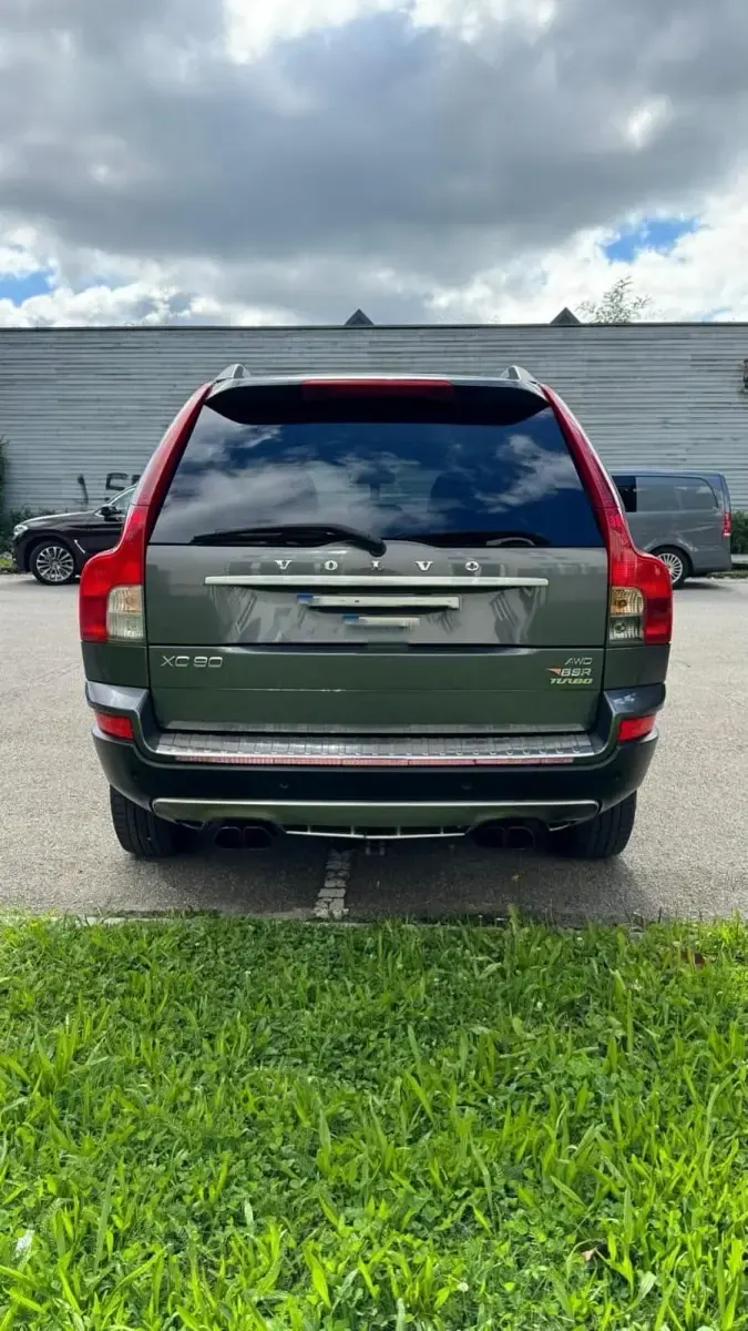 Usata Volvo XC90 185 CV (136 kW) 2009 Grigio SUV