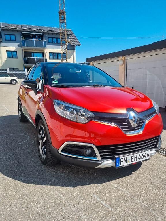 Second-hand Renault Captur 120 CP (88 kW) 2014 Roșu SUV