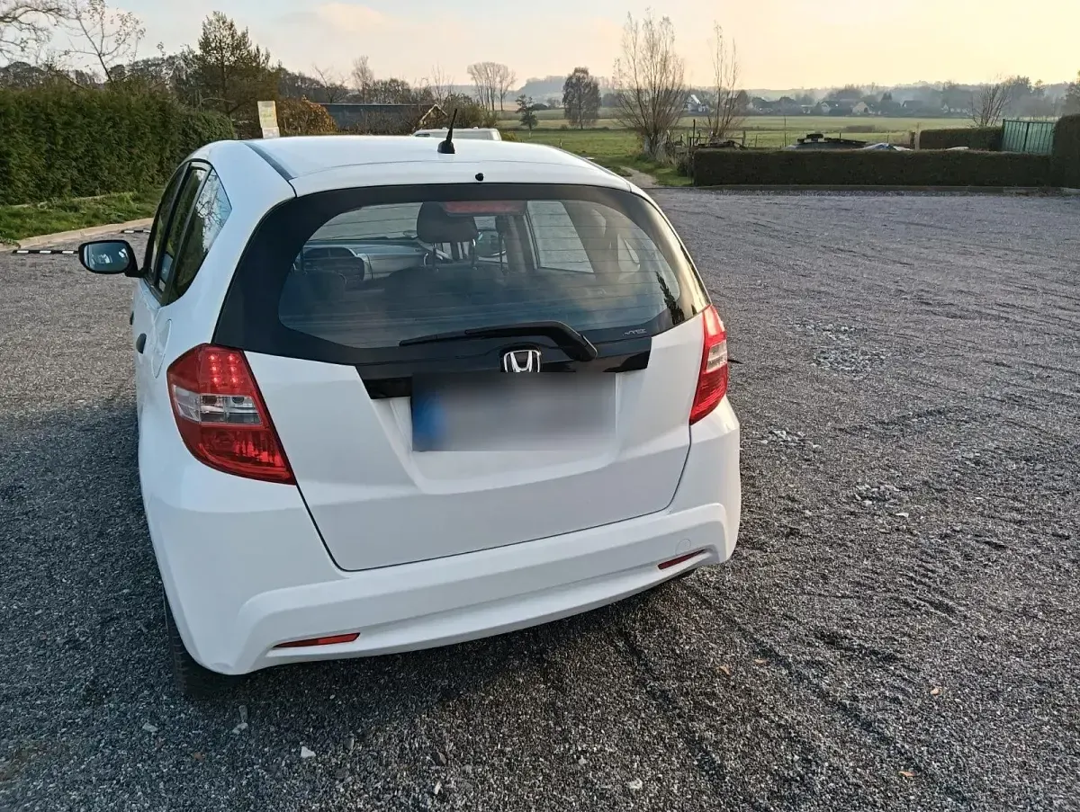 Gebraucht Honda Jazz 90 PS (66 kW) 2011 Weiß Kleinwagen