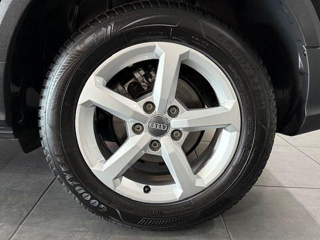 Gebraucht Audi Q2 116 PS (85 kW) 2018 Brillantschwarz SUV