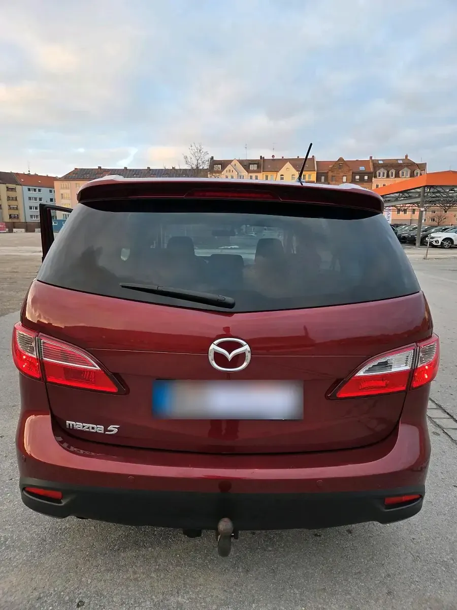 Gebraucht Mazda 5 116 PS (85 kW) 2012 Rot Van / Kleinbus