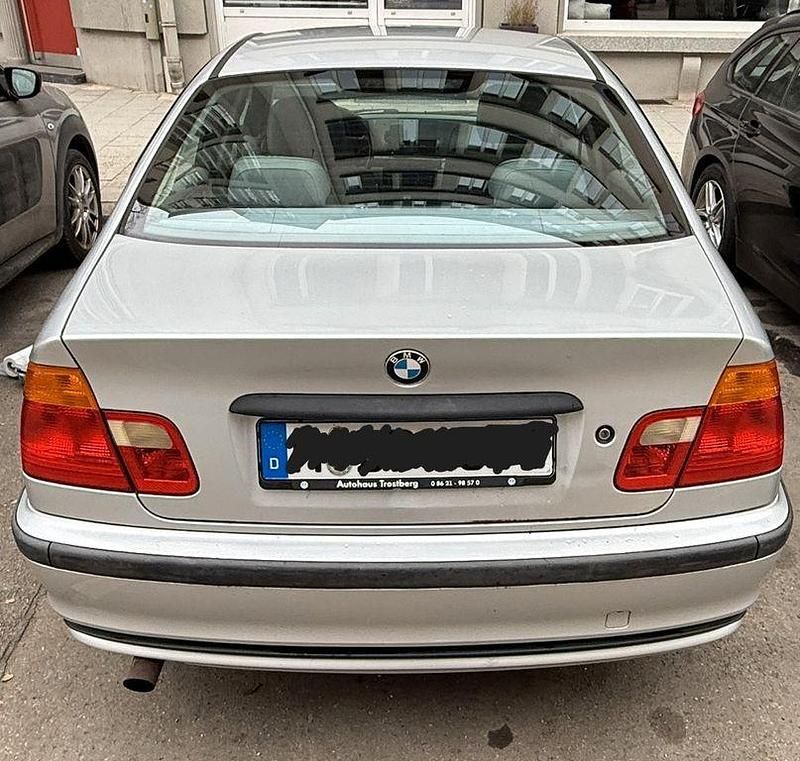 Gebraucht BMW 318 Performance 118 PS (86 kW) 1999 Silber Limousine