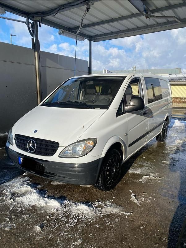 Gebraucht Mercedes Vito 116 PS (85 kW) 2007 Weiß Van