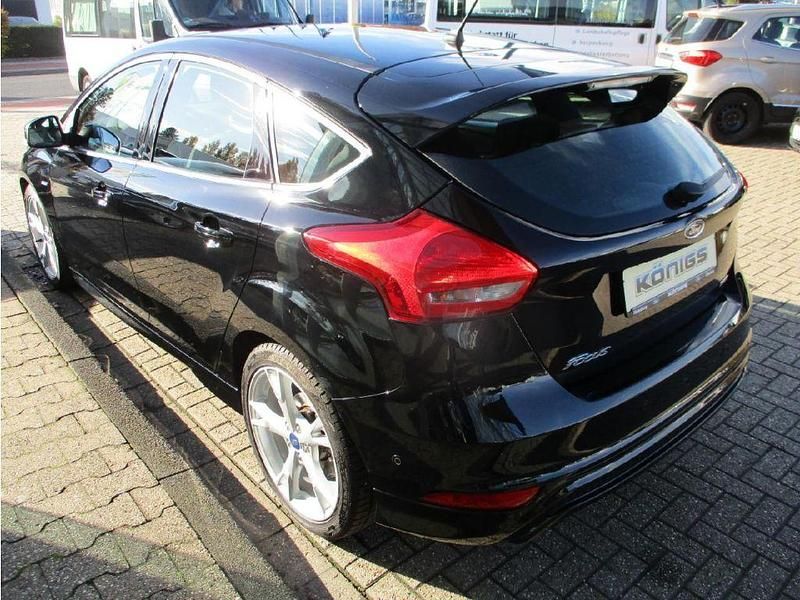 Usata Ford Focus 150 CV (110 kW) 2017 Nero Berlina