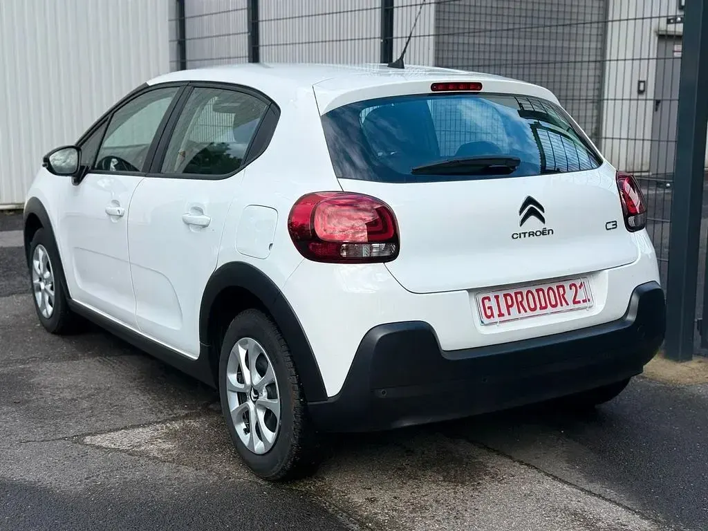 Gebraucht Citroën C3 PureTech 82 PS (60 kW) 2024 Weiß Limousine
