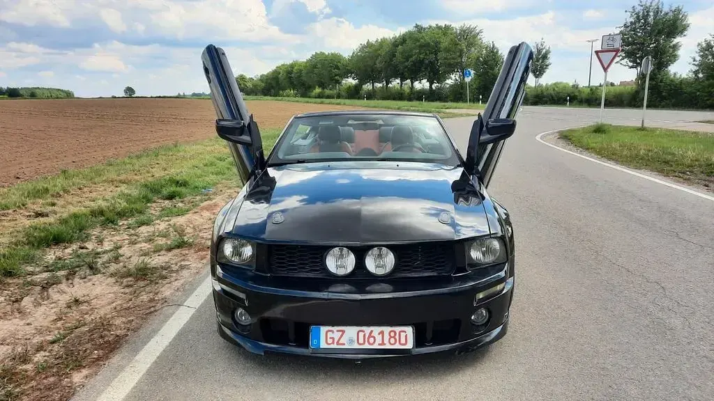 Gebraucht Ford Mustang 416 PS (305 kW) 2007 Schwarz Cabrio