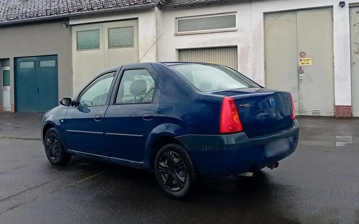 Używany Dacia Logan 2006 Niebieski Sedan/Limuzyna