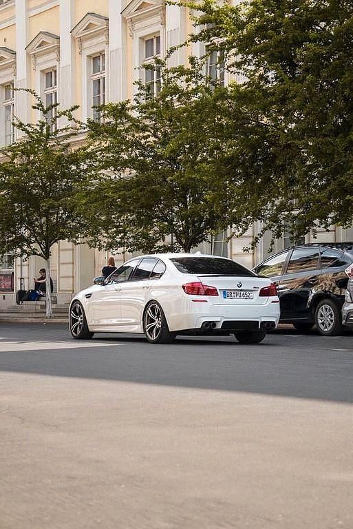 Gebraucht BMW M5 Performance 560 PS (411 kW) 2014 Weiß Limousine