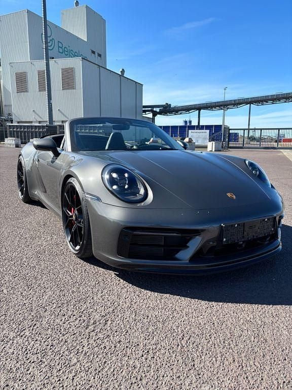 Gebraucht Porsche 992 480 PS (353 kW) 2022 Grau Cabrio