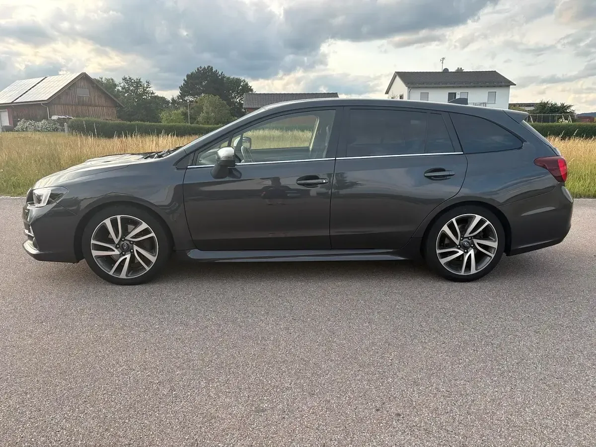 Gebraucht Subaru Levorg Sport 170 PS (125 kW) 2018 Grau Kombi
