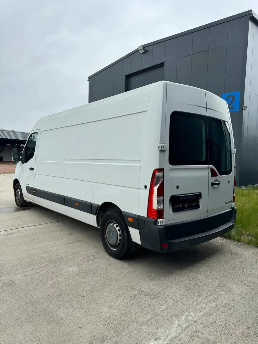 Gebraucht Renault Master 125 PS (91 kW) 2012 Weiß Limousine