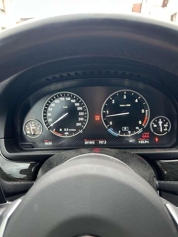 Gebraucht BMW 535 313 PS (230 kW) 2016 Blau Kombi