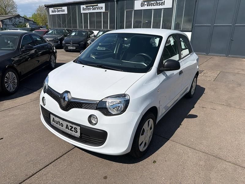 Second-hand Renault Twingo 69 CP (50 kW) 2018 Alb Hatchback