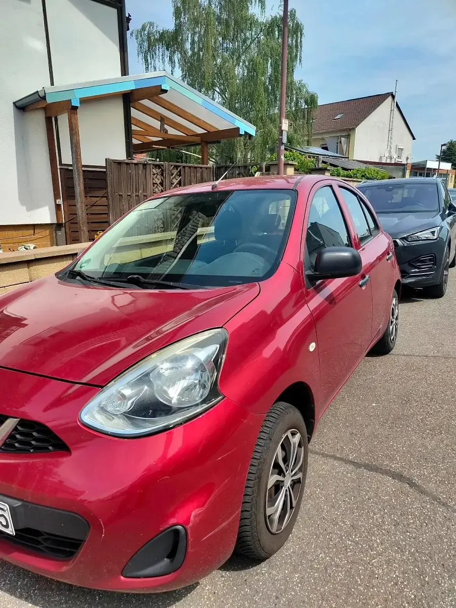 Gebraucht Nissan Micra 80 PS (58 kW) 2014 Rot Kleinwagen