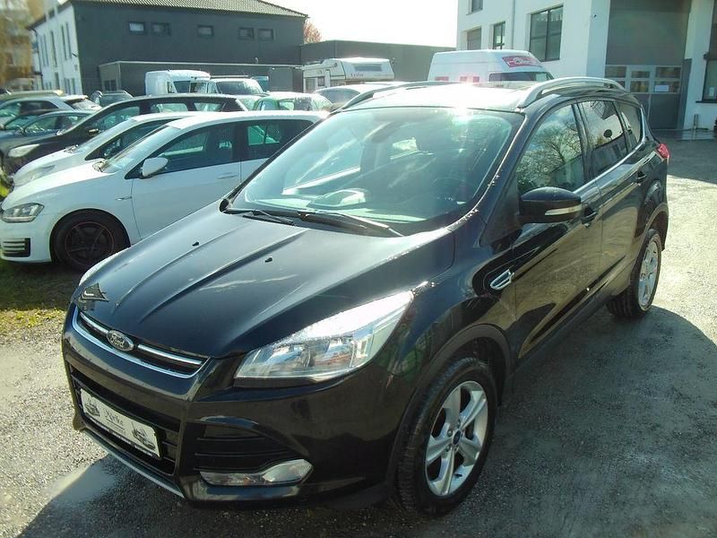 Gebraucht Ford Kuga Titanium 163 PS (119 kW) 2014 Schwarz SUV