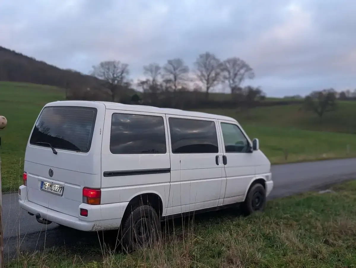 Gebraucht VW Caravelle 116 PS (85 kW) 1998 Weiß Van