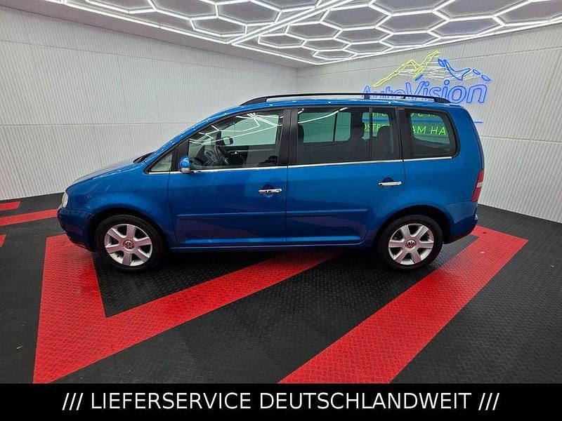 Gebraucht VW Touran 150 PS (110 kW) 2004 Blau Van / Kleinbus