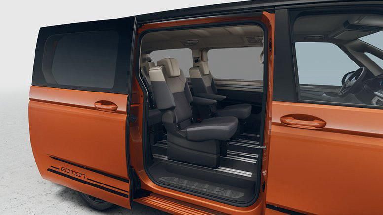 Neu VW Multivan Edition 150 PS (110 kW) 2025 Energetic orange metallic / dach schwarz Van / Kleinbus