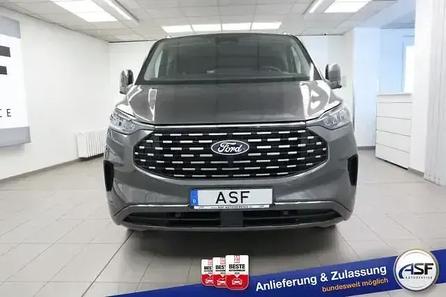 Gebraucht Ford Tourneo Custom Titanium 136 PS (100 kW) 2025 Grau Van