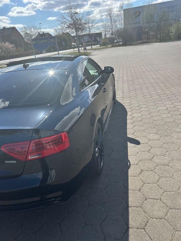 Schwarz Gebraucht 2015 Audi A5 Ambiente Coupé | 14.600 € (Superpreis) - Bild 1/4