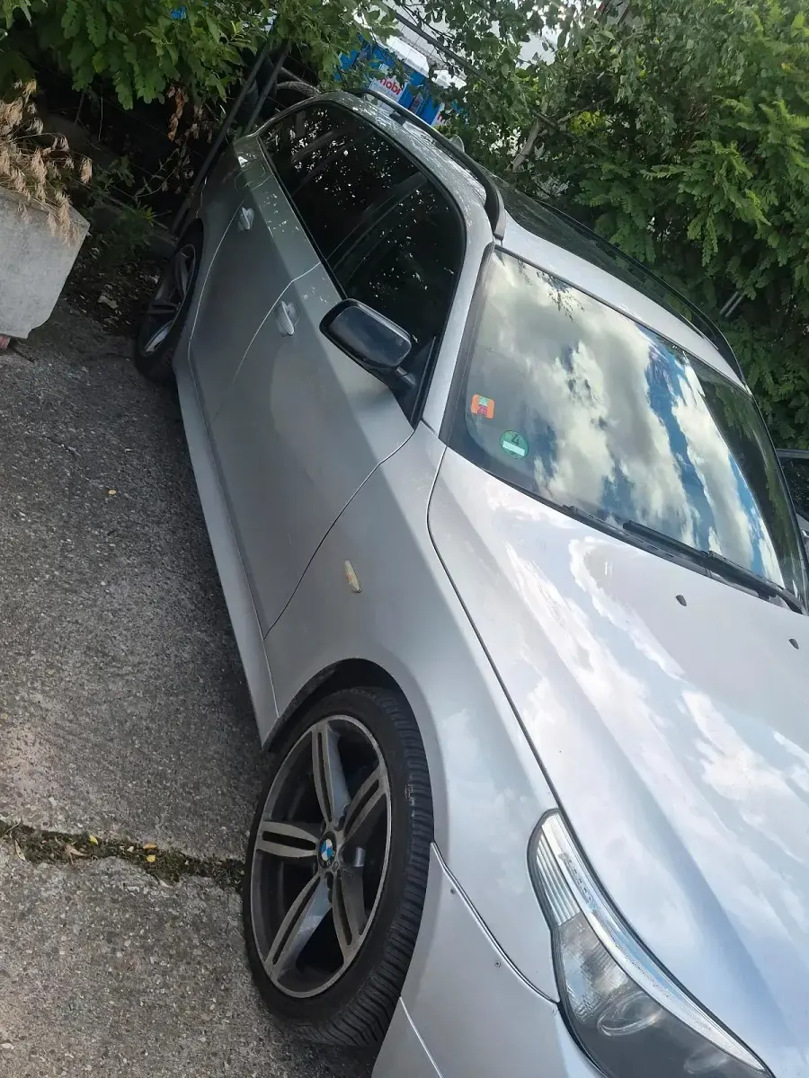 Gebraucht BMW 535 272 PS (200 kW) 2004 Silber Kombi