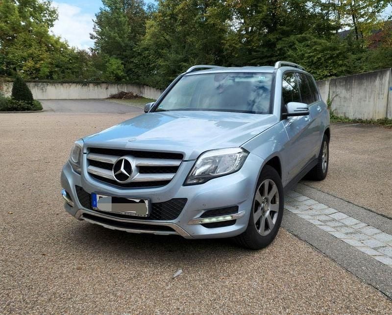 Silber Gebraucht 2014 Mercedes GLK200 SUV | 13.990 € (Guter Preis) - Bild 1/4