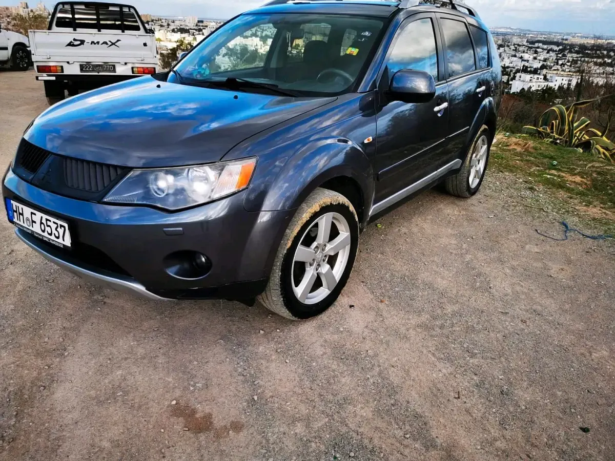 Gebraucht Mitsubishi Outlander 156 PS (114 kW) 2007 Silber SUV