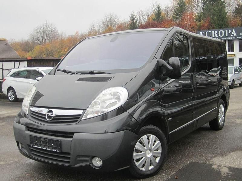 Gebraucht Opel Vivaro 114 PS (83 kW) 2014 Schwarz Van / Kleinbus