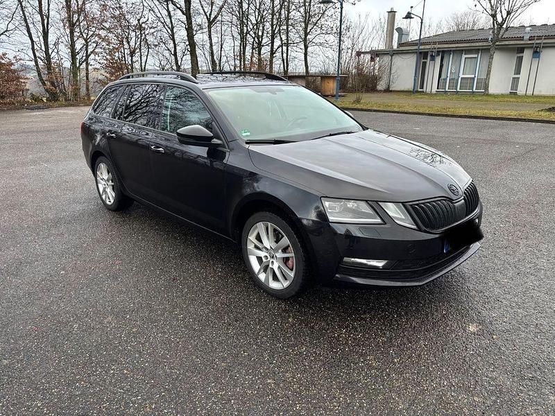 Gebraucht Skoda Octavia Clever 150 PS (110 kW) 2018 Schwarz Kombi