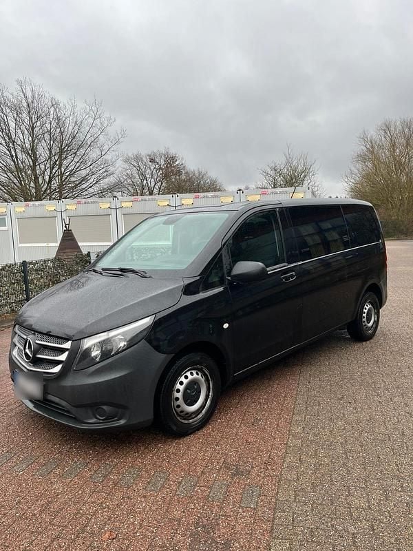 Gebraucht Mercedes Vito 163 PS (119 kW) 2016 Schwarz Van
