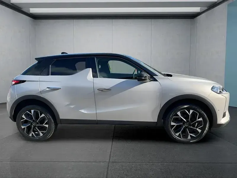 Gebraucht DS Automobiles DS3 131 PS (96 kW) 2024 Grau SUV