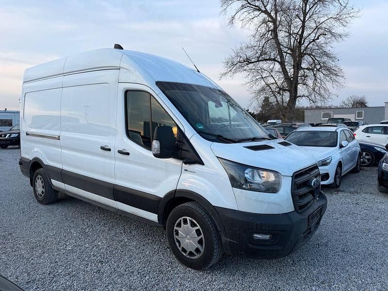 Gebraucht Ford Transit 131 PS (96 kW) 2024 Weiß Limousine
