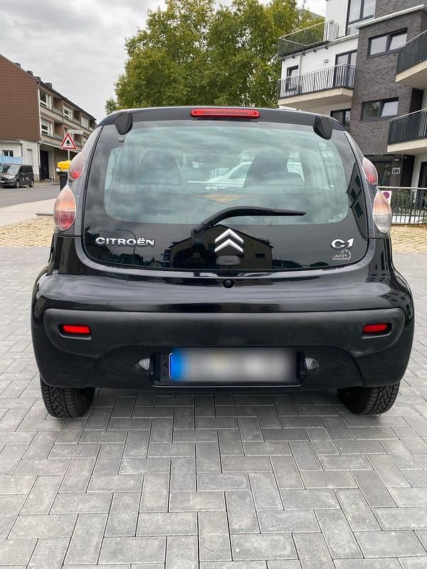 Schwarz Gebraucht 2011 Citroën C1 Kleinwagen | 2.250 € (Fairer Preis) - Bild 1/4