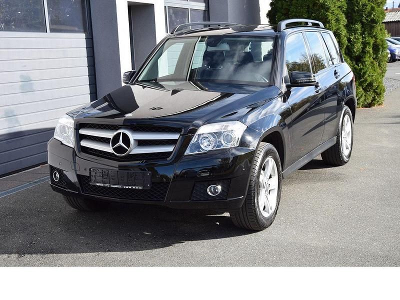 Schwarz Gebraucht 2011 Mercedes GLK220 SUV | 11.950 € (Guter Preis) - Bild 1/4