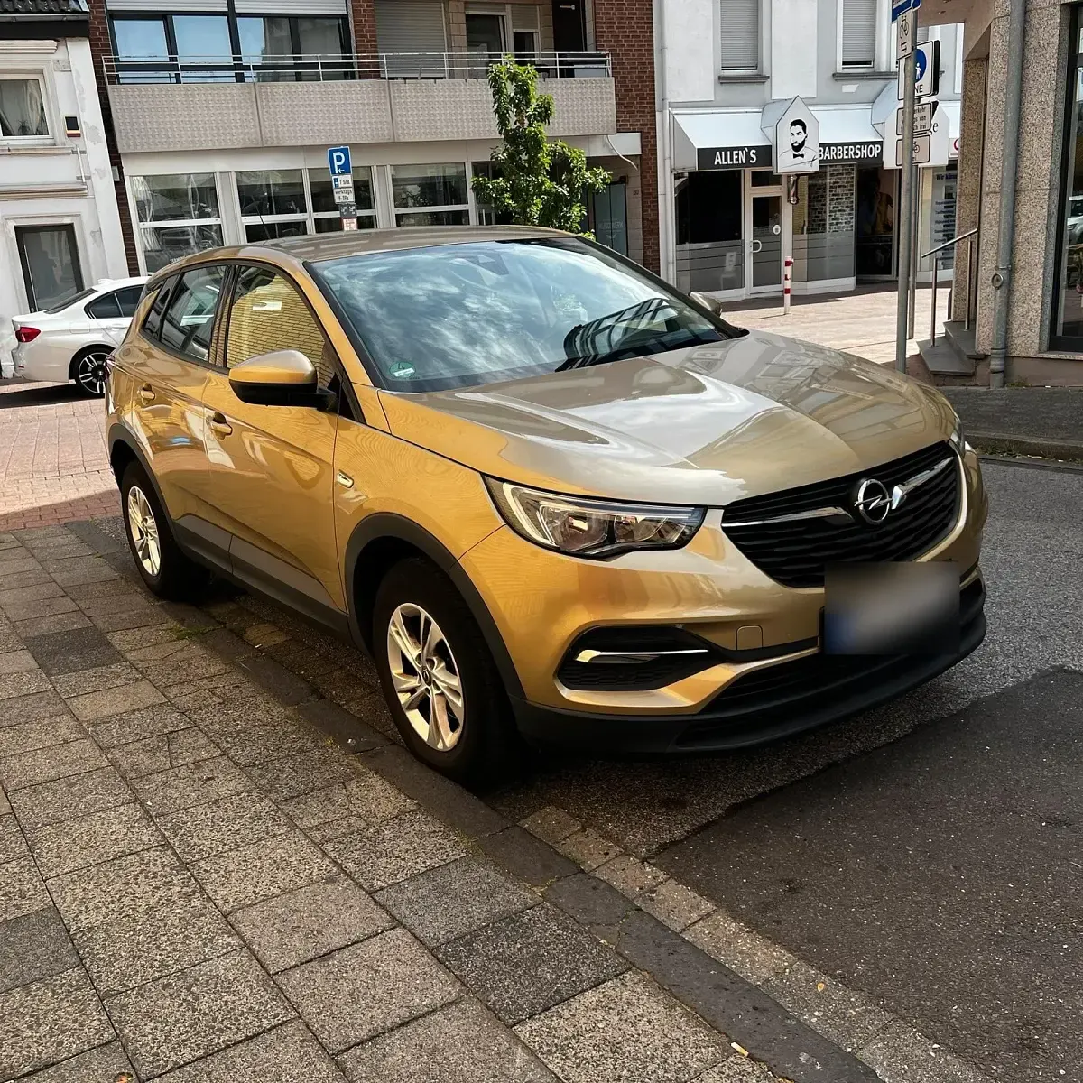 Gebraucht Opel Grandland X 139 PS (102 kW) 2017 Gold SUV