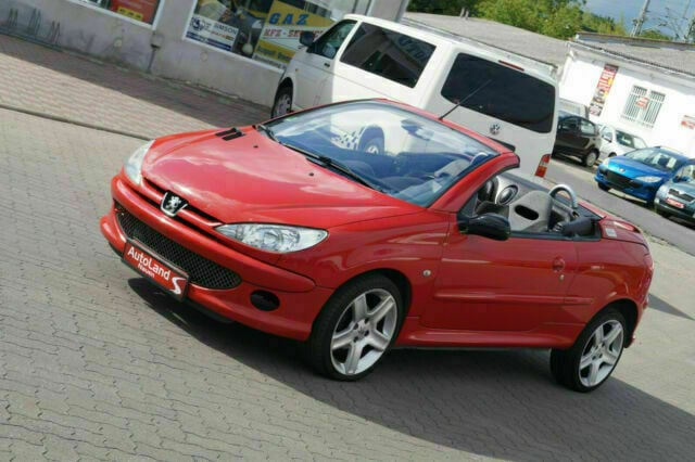 Verkauft Peugeot 206 CC Roxy 110 Klima., gebraucht 2006, 198.000 km in Nauen