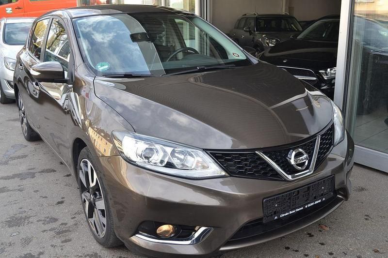 Gebraucht Nissan Pulsar Tekna 110 PS (80 kW) 2016 Braun Kleinwagen