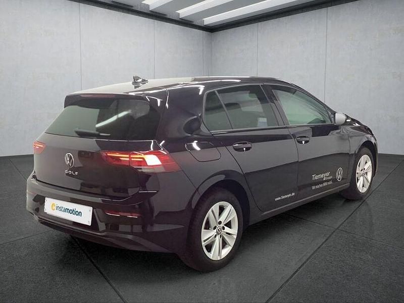 Gebraucht VW Golf VIII 116 PS (85 kW) 2023 Schwarz Kleinwagen