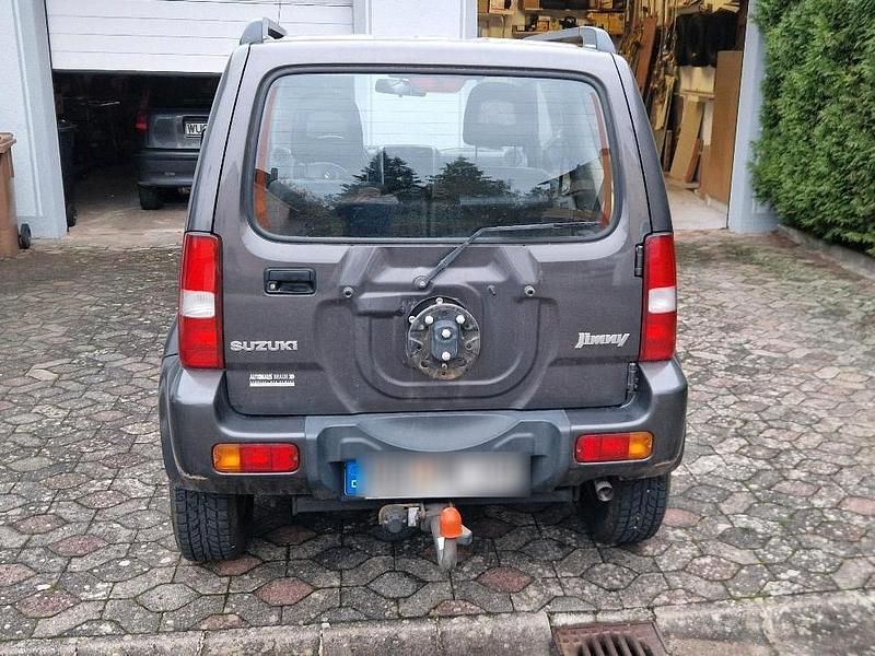 Gebraucht Suzuki Jimny 85 PS (62 kW) 2010 Grau SUV
