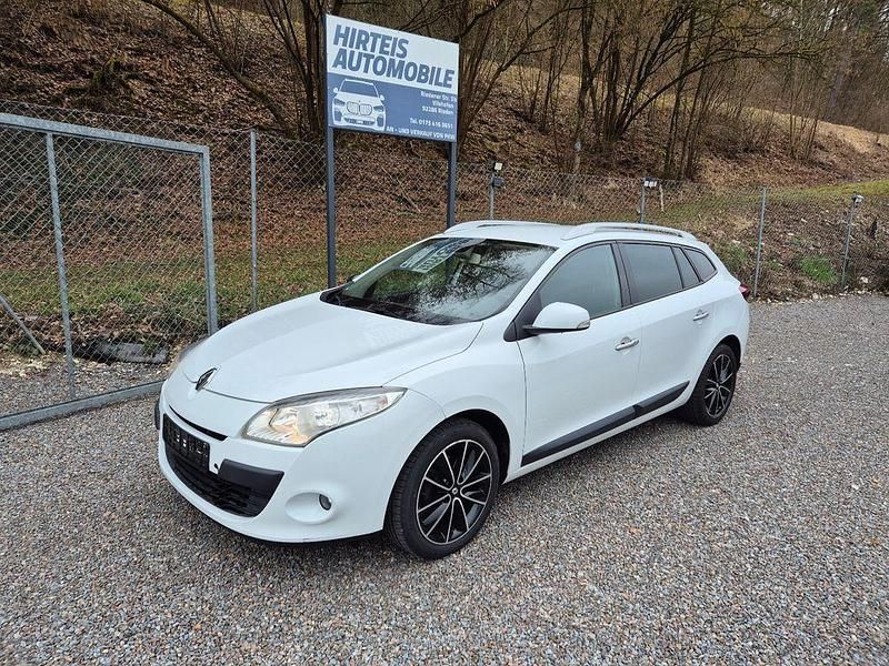 Gebraucht Renault Mégane III 106 PS (77 kW) 2012 Weiß Limousine
