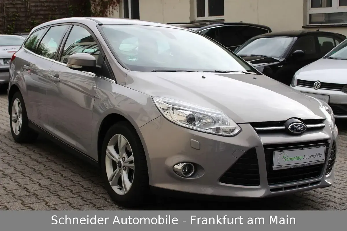 Gebraucht Ford Focus 150 PS (110 kW) 2014 Grau Kombi