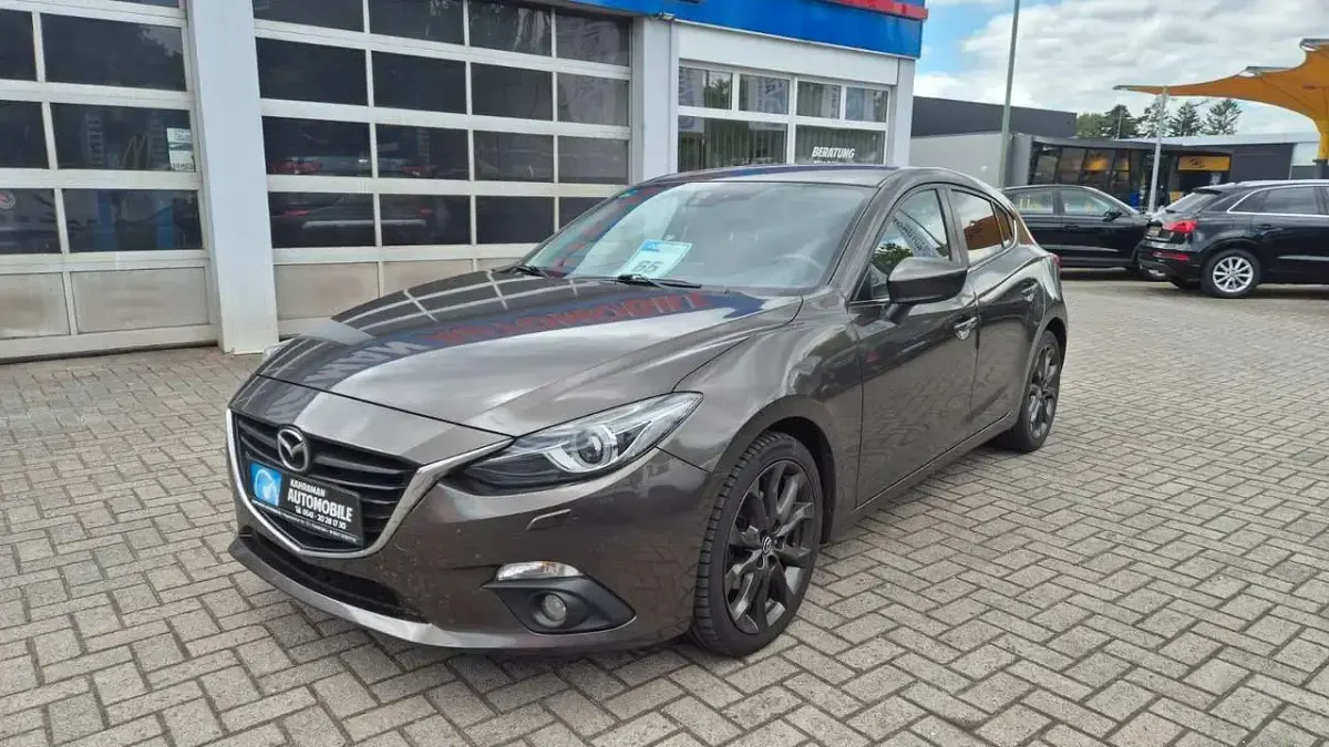 Gebraucht Mazda 3 Nakama 150 PS (110 kW) 2016 Titanium flash Limousine