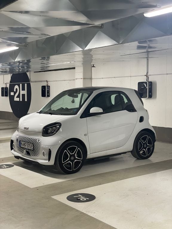 Weiß Gebraucht 2020 Smart ForTwo Electric Drive Coupé | 10.500 € (Fairer Preis) - Bild 1/4