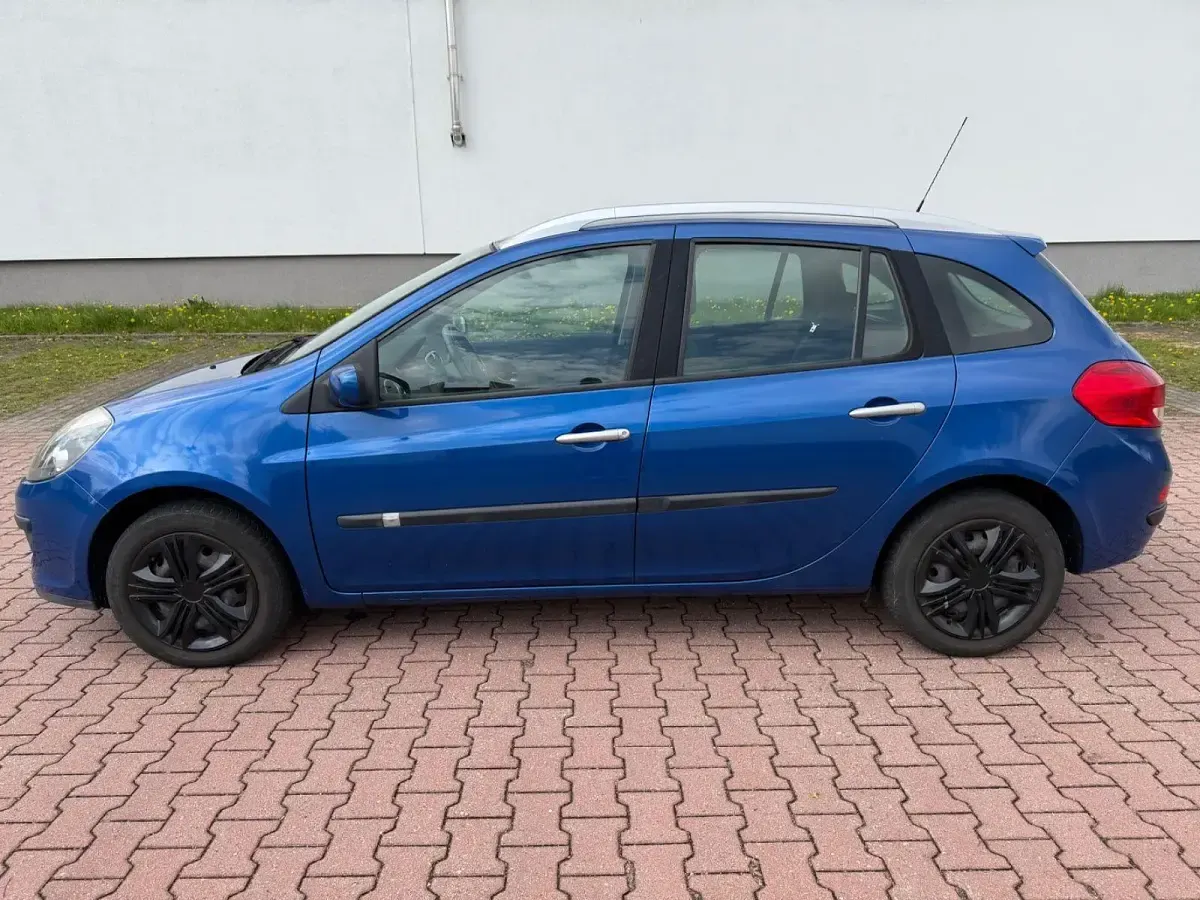 Gebraucht Renault Clio GrandTour Dynamique 111 PS (81 kW) 2008 Blau Kombi