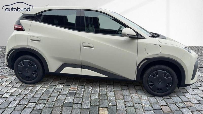 Neu BYD Dolphin Surf Active 64 kW (88 PS) 2026 Weiß Kleinwagen