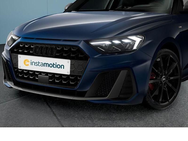 Second-hand Audi A1 207 CP (152 kW) 2023 Albastru SUV