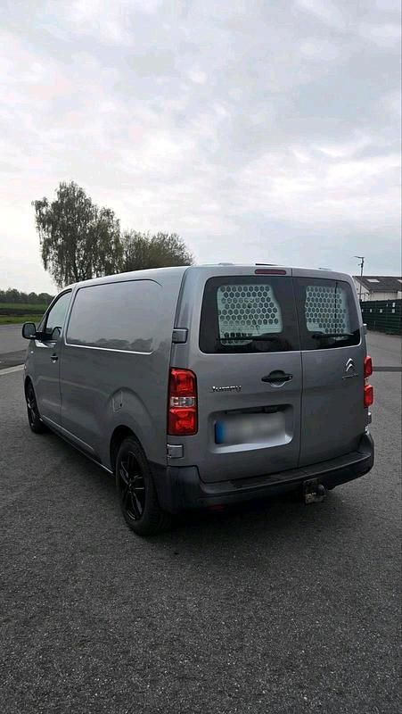 Second-hand Citroën Jumpy 180 CP (132 kW) 2020 Gri Monovolum