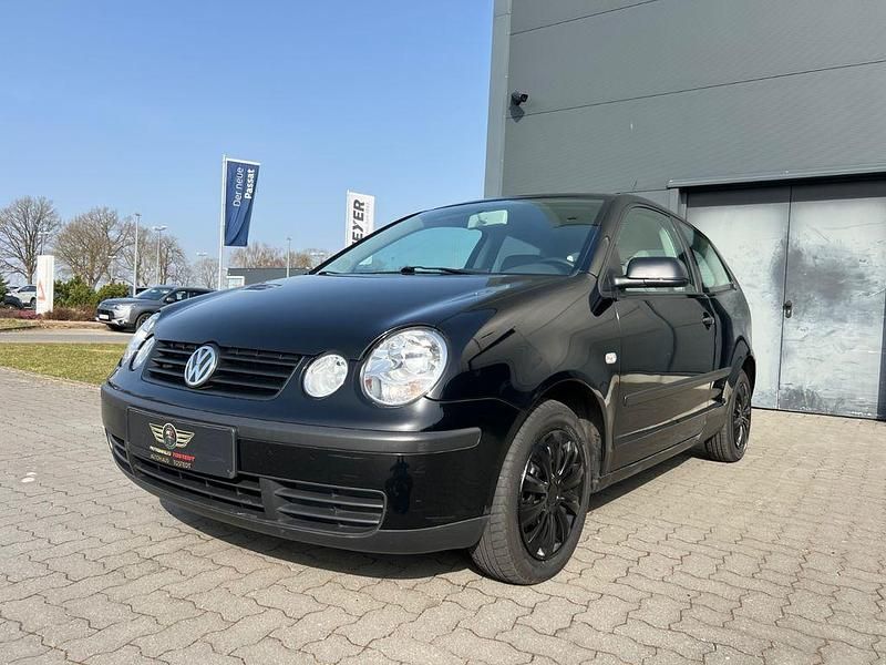 Gebraucht VW Polo 54 PS (39 kW) 2003 Schwarz Kleinwagen