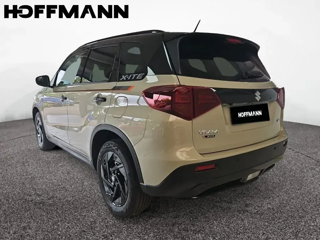 Neu Suzuki Vitara 129 PS (94 kW) 2026 Savannah ivory / dach black SUV