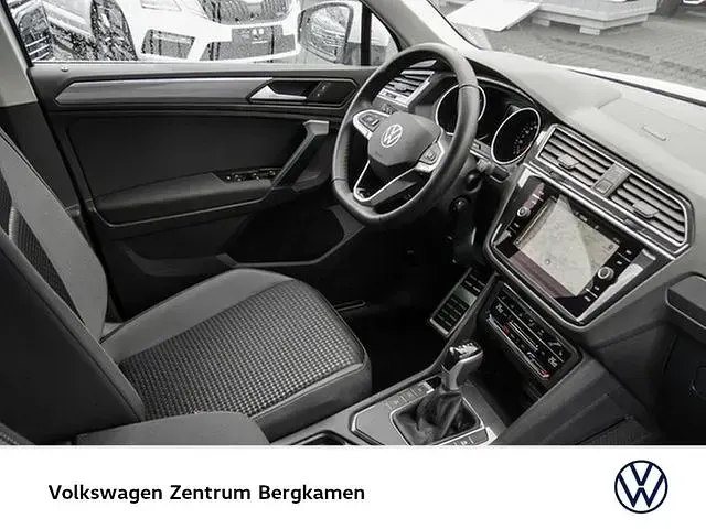 Gebraucht VW Tiguan Active 150 PS (110 kW) 2022 Weiß SUV
